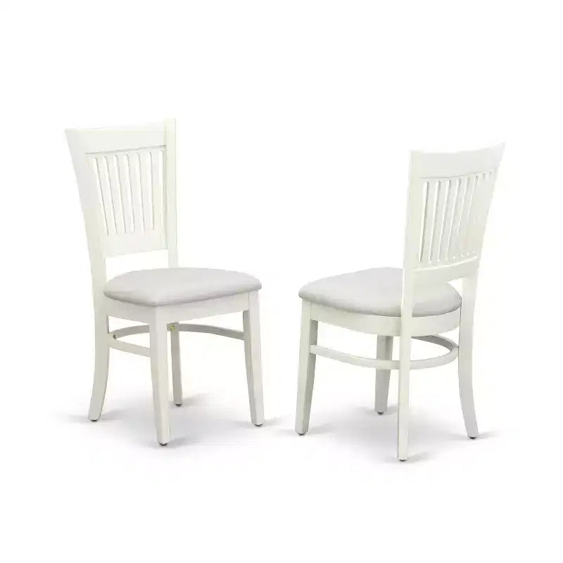 Tavolo da pranzo rettangolare a 5 pezzi in lino bianco con piano in legno massello e 4 sedie con schienale a doghe e prolunga a farfalla
